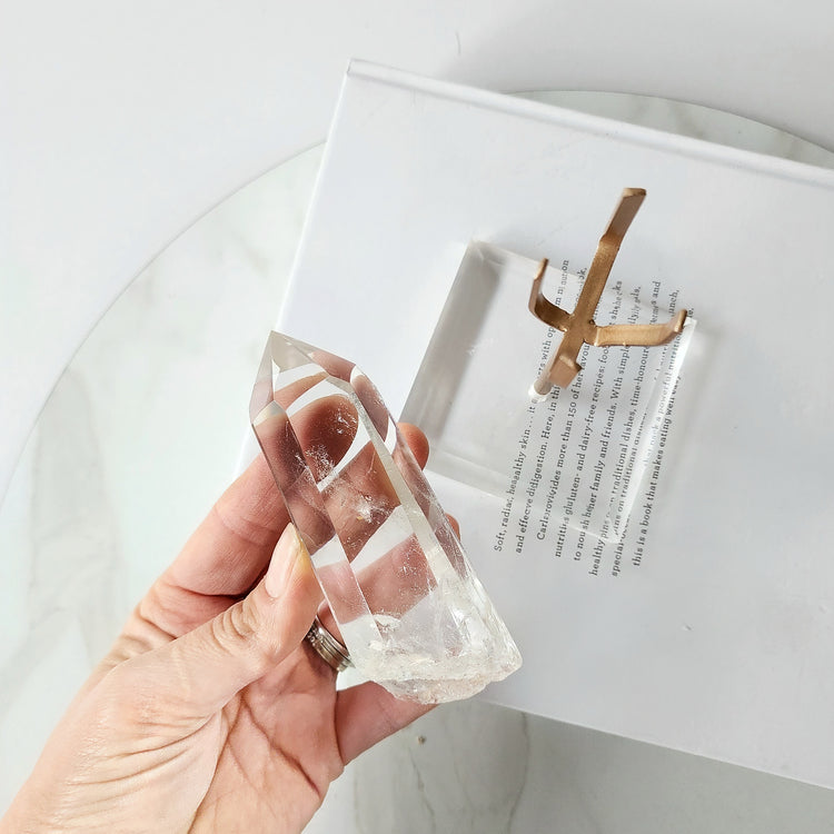 Clear Quartz Crystal AAA Rough Point with stand