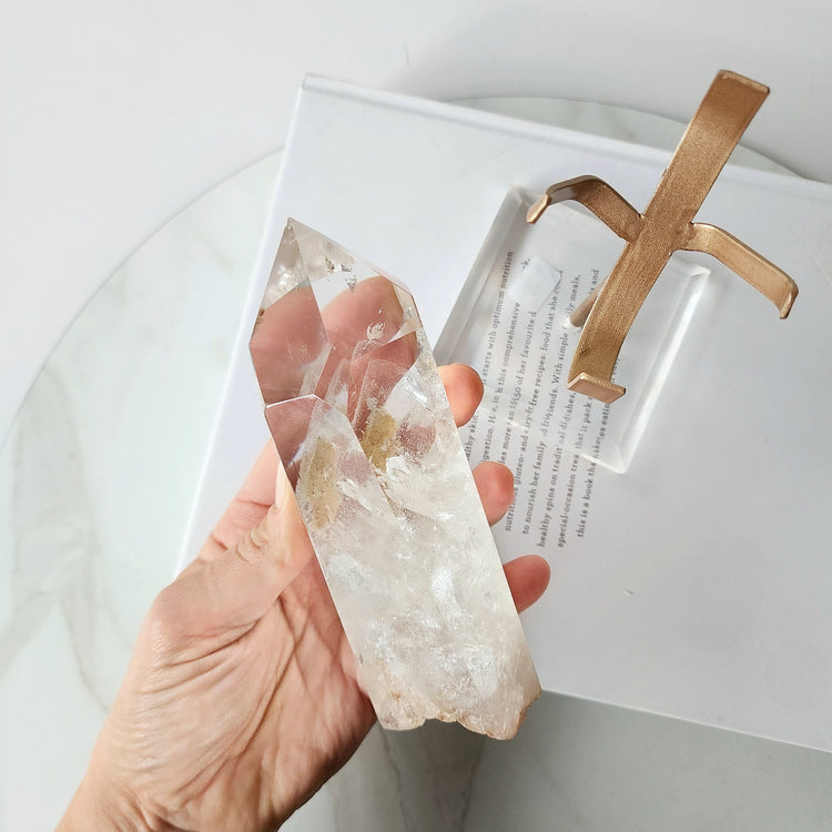 Clear Quartz Crystal AAA Rough Point with stand