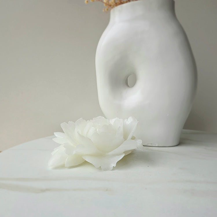 White Onyx Crystal Rose Carving