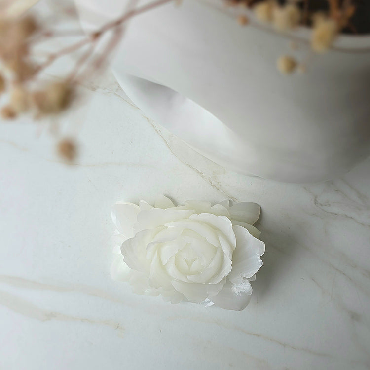 White Onyx Crystal Rose Carving