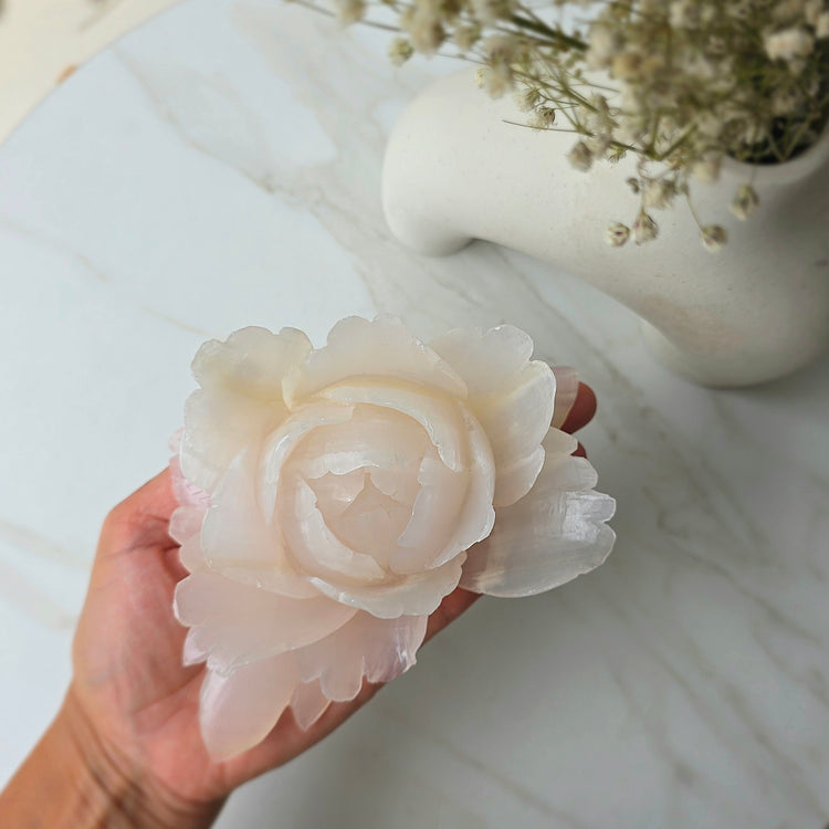 White Onyx Crystal Rose Carving