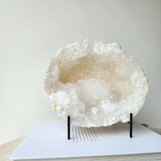 Moroccan Clear Quartz Geode XL 9 - Crystals and Me | Crystal Candles and Ethically Sourced Crystals