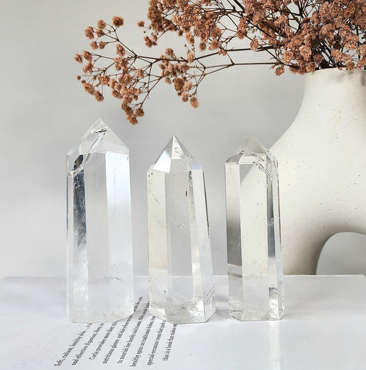 Clear Quartz AAA with Blue Needle Point