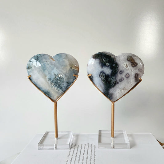 Moss Agate Heart Large on Stand