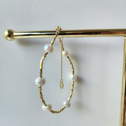 Fresh Water Pearl Cube Bracelet Sterling Silver 925 - Crystals and Me | Crystal Candles and Ethically Sourced Crystals