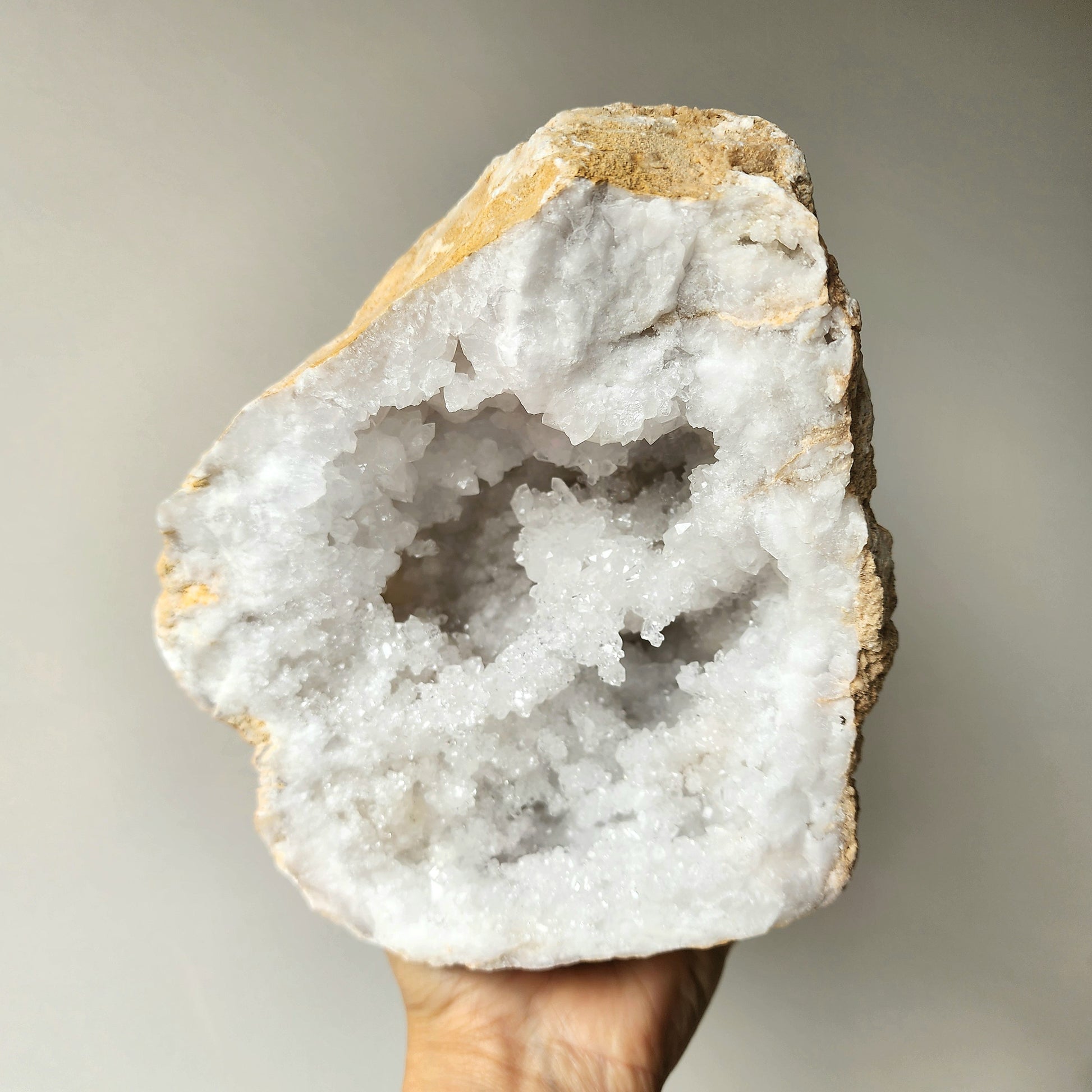 Clear Quartz Geode Moroccan XL 8 - Crystals and Me | Crystal Candles and Ethically Sourced Crystals