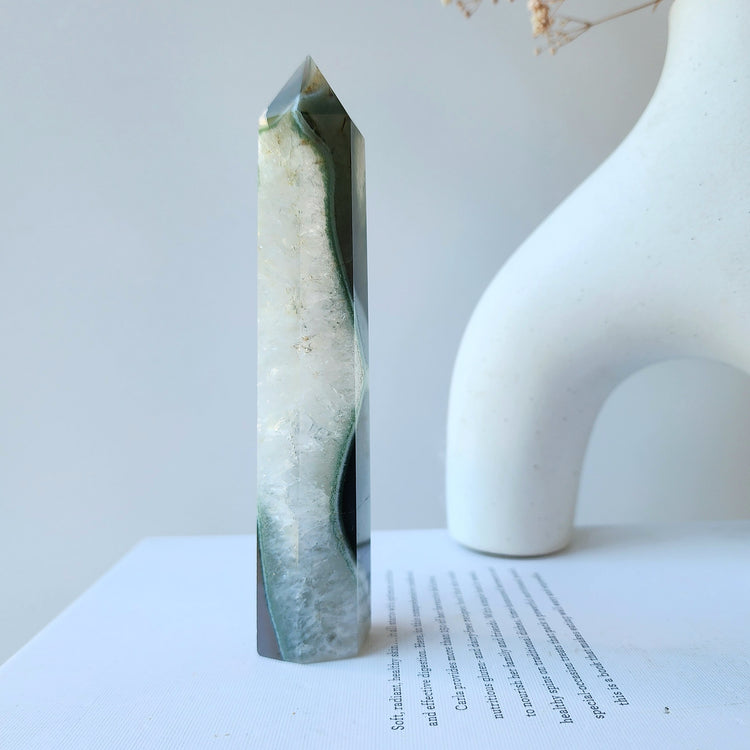 Banding Agate Crystal Tower Point