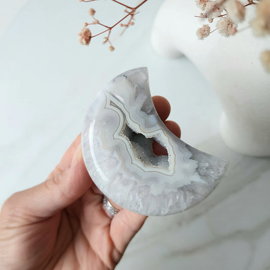 Agate Druzy Carved Moon with stand AAA XS