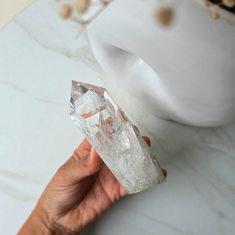 Clear Quartz Crystal Natural Rough Point High Quality in Stand  Brazil