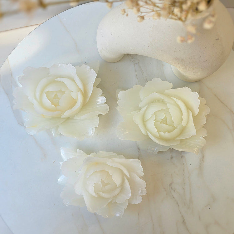 White Onyx Crystal Rose Carving