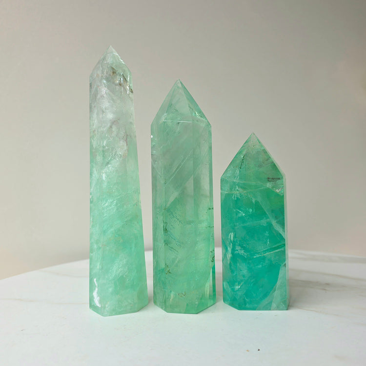 Green Fluorite Crystal Tower Point Obelisk High Quality China