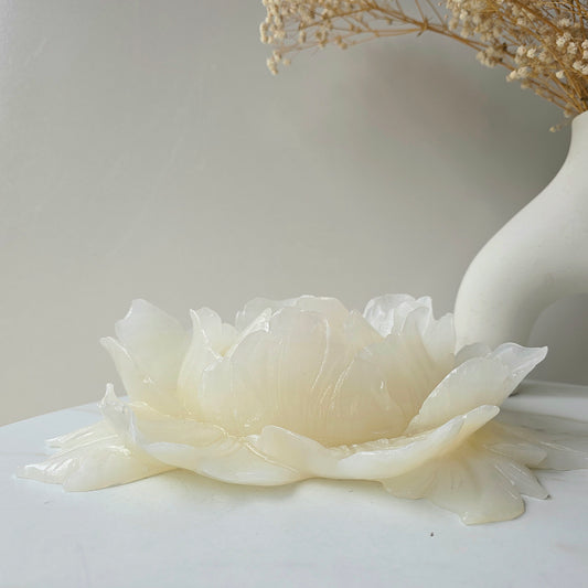 White Onyx Crystal Rose Hand Carved XXL 1 - Crystals and Me | Crystal Candles and Ethically Sourced Crystals