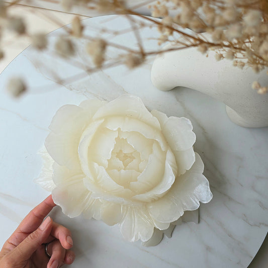 White Onyx Crystal Rose Hand Carved XXL 1 - Crystals and Me | Crystal Candles and Ethically Sourced Crystals