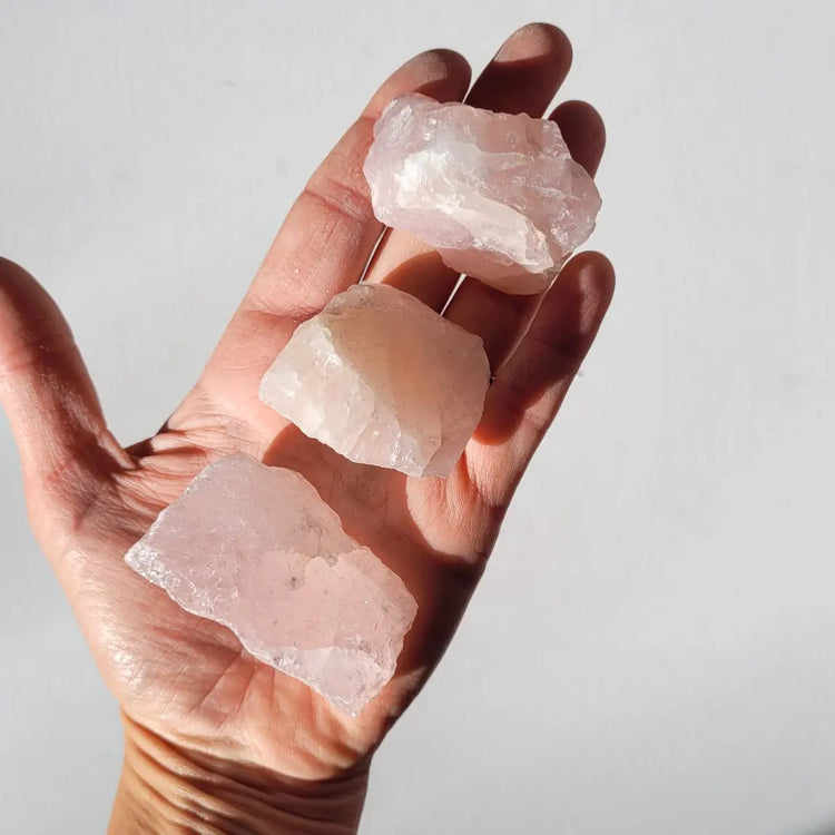 Rose Quartz Medium - Crystalsandme